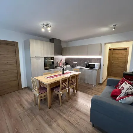 Appartement Alpino - Dolomites Escape Dosoledo